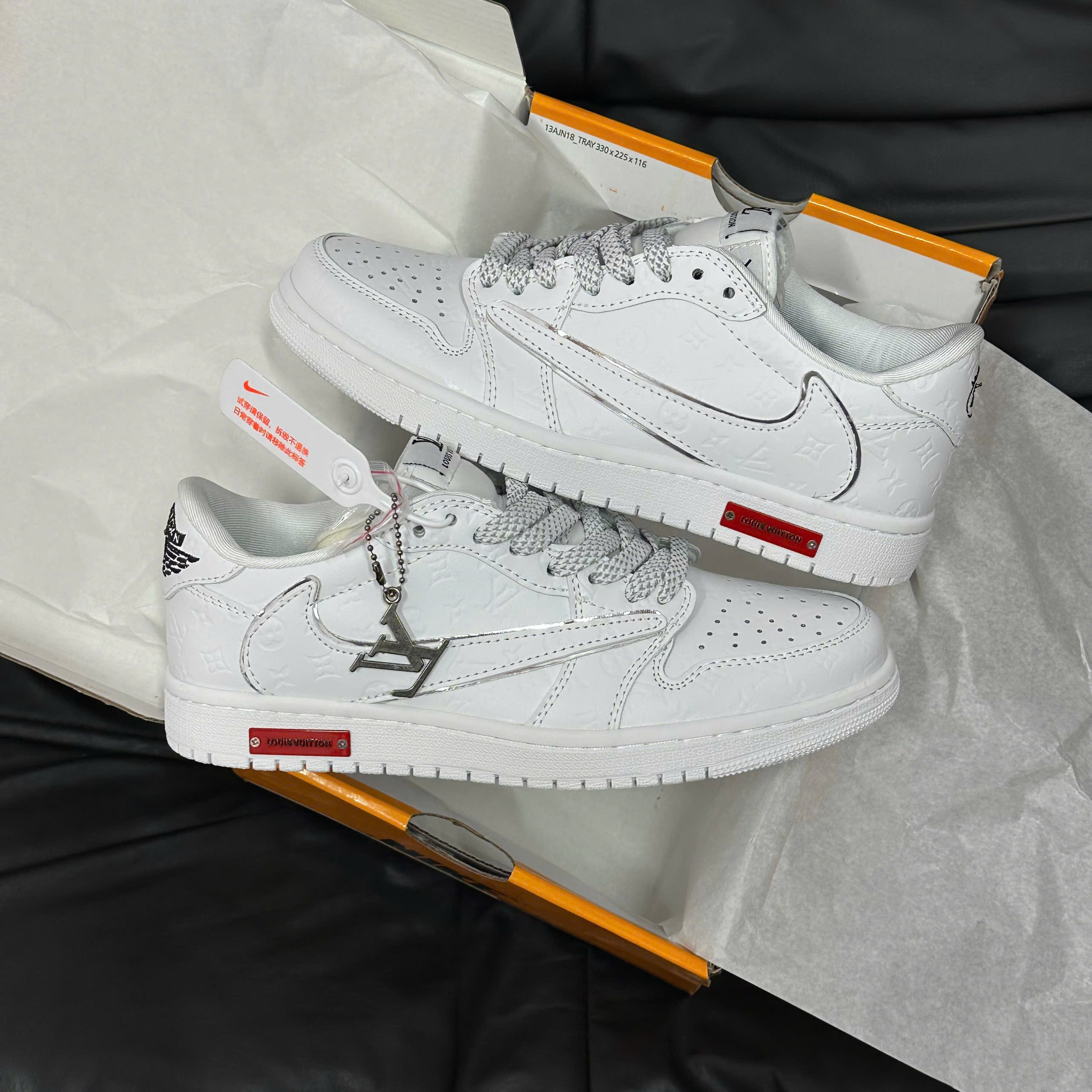 JD Low Traviss LV White Best Quality